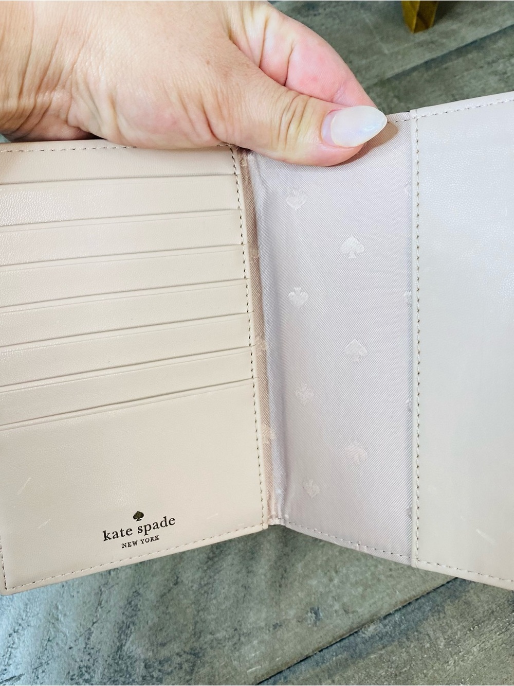 Kate Spade New York Imogene Dragonfly Passport Case Rose Gold Metallic - Picture 3 of 5